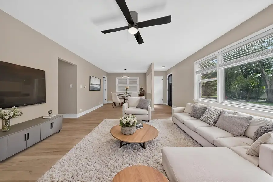 1009 Highland Avenue, Wauconda, IL 60084 - #2