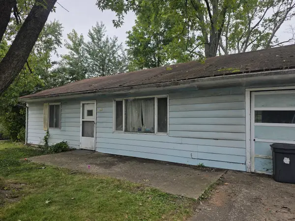 1313 S Mattis Avenue, Champaign, IL 61821