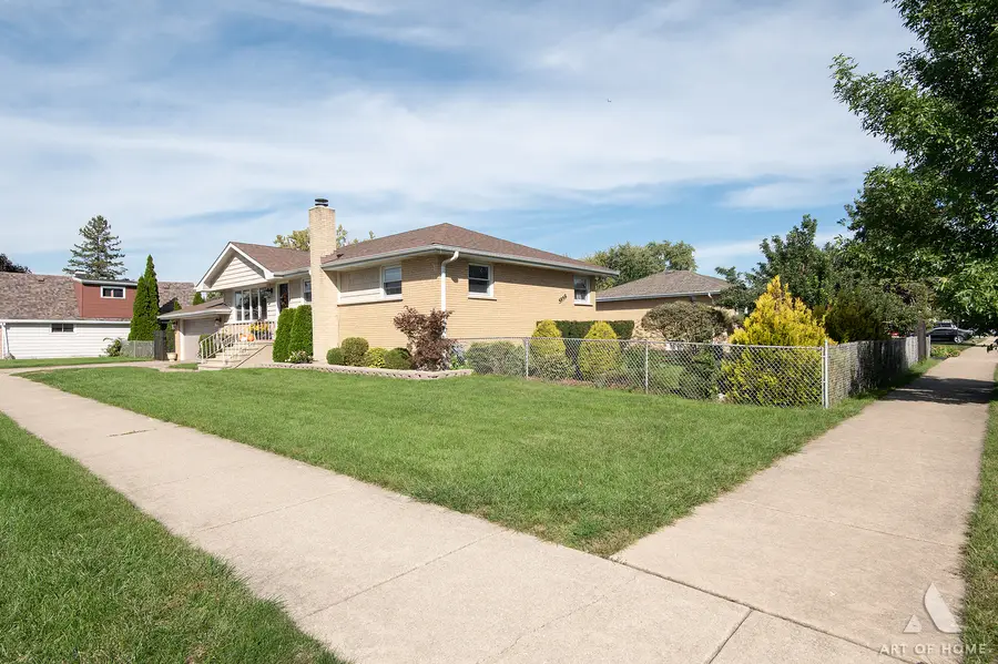 5858 W 82nd Street, Burbank, IL 60459 - #2