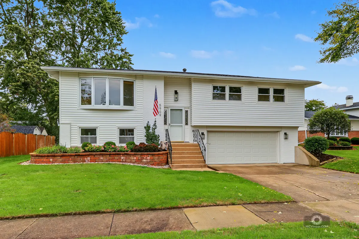 5909 El Morro Court, Oak Forest, IL 60452 - #1