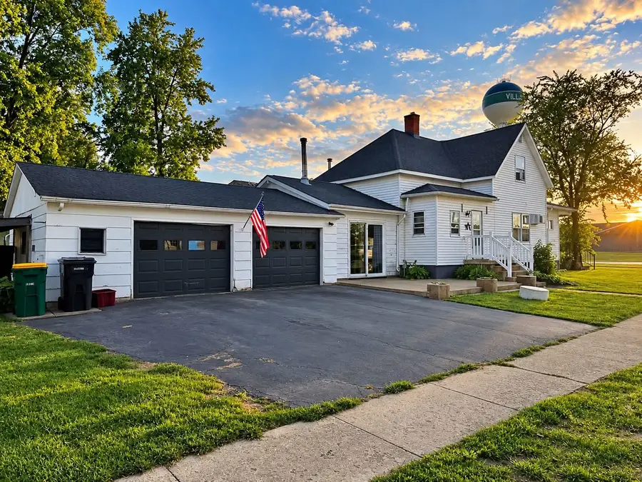 401 S Spruce Street, Villa Grove, IL 61956 - #2