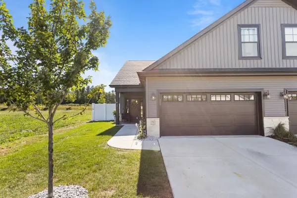 7 Prairie Trail, Monticello, IL 61856
