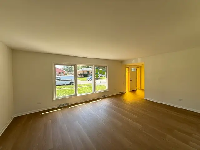 15736 Drexel Avenue, Dolton, IL 60419 - #2