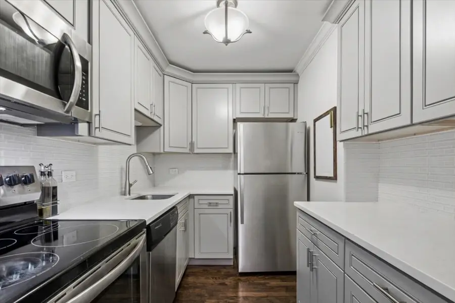 607 W Wrightwood Avenue #809, Chicago, IL 60614 - #3