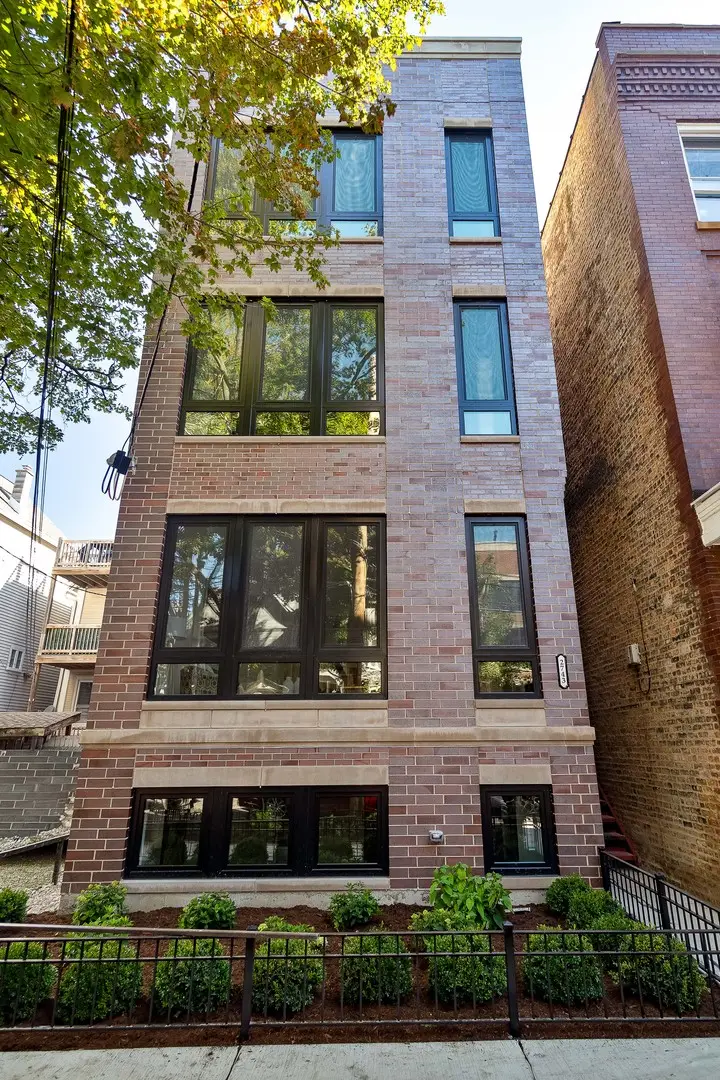 2743 N Seminary Avenue #1, Chicago, IL 60614 - #1