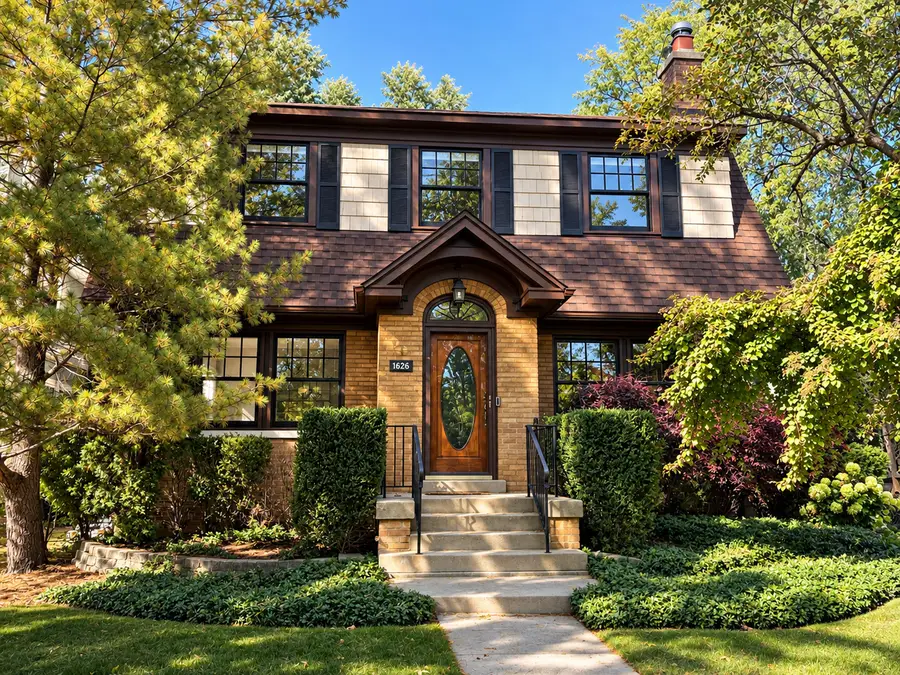 1626 Elmwood Avenue, Wilmette, IL 60091 - #2