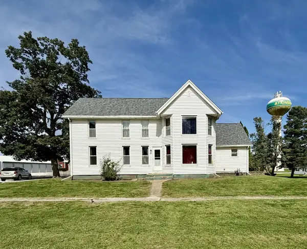 400 N School Street, Atkinson, IL 61235
