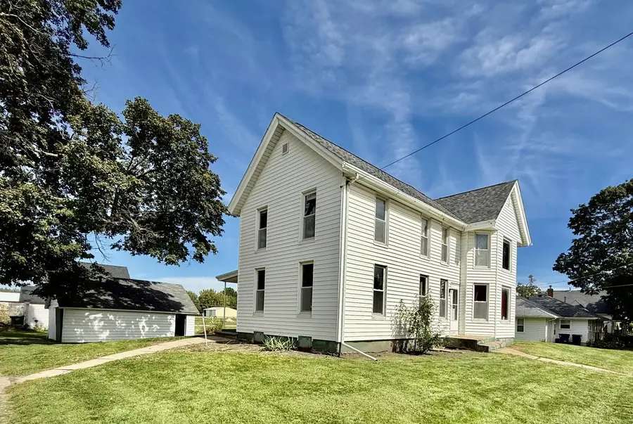 400 N School Street, Atkinson, IL 61235 - #3