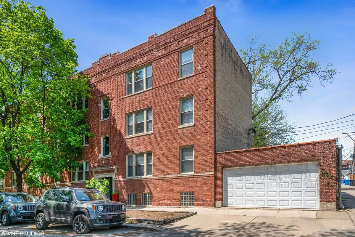 2314 W Byron Street #1, Chicago, IL 60618 - #1