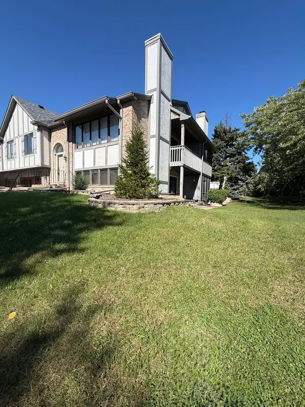 2304 Olde Mill Road, Plainfield, IL 60586