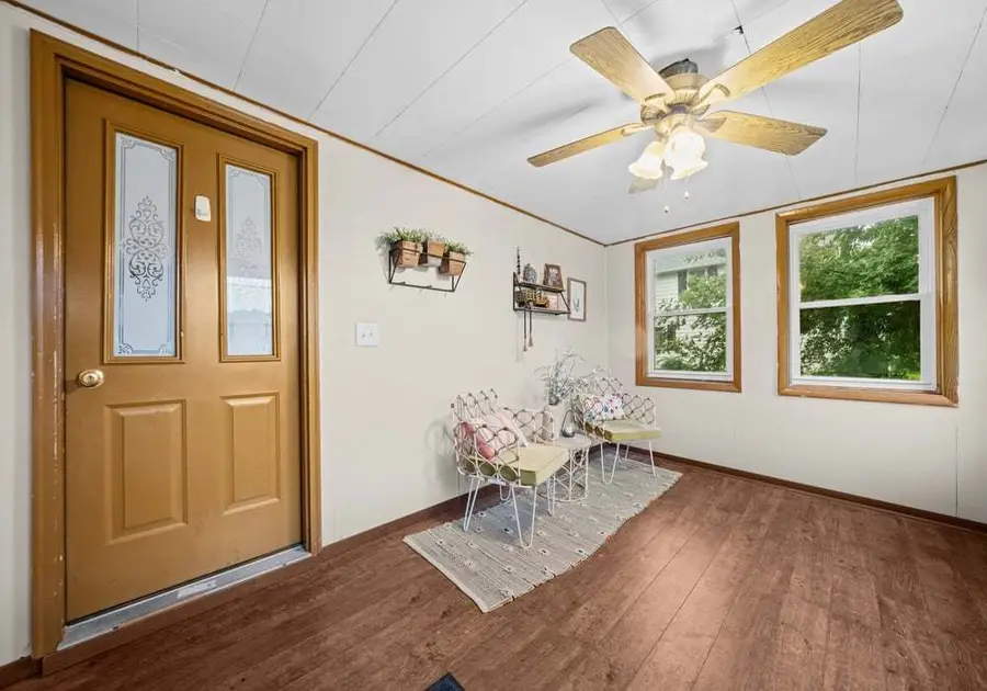 214 N Jackson Avenue, Polo, IL 61064 - #2