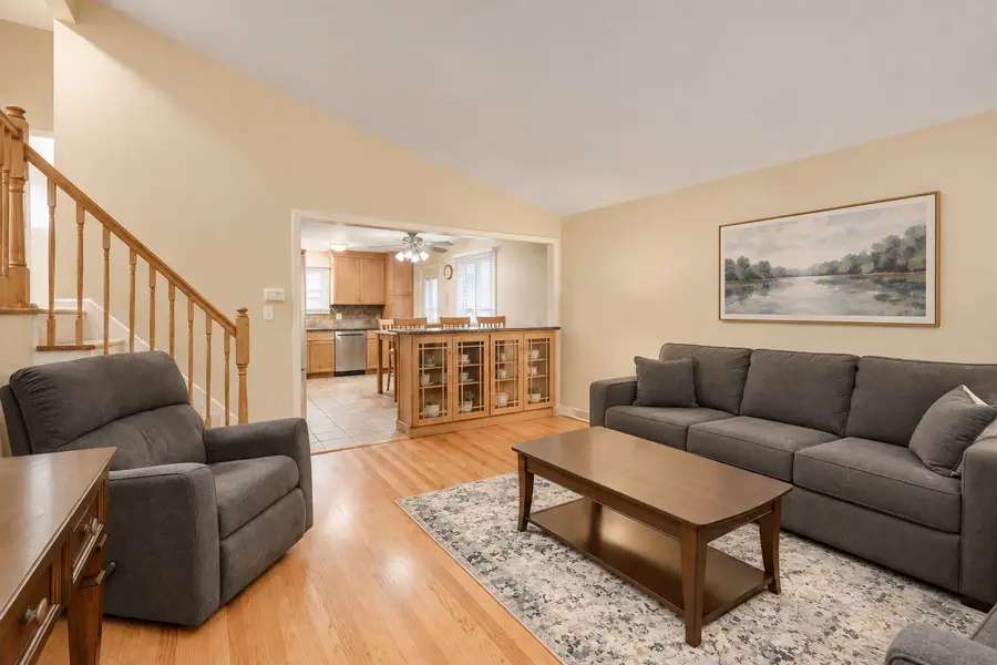 829 N Howard Avenue, Elmhurst, IL 60126 - #3