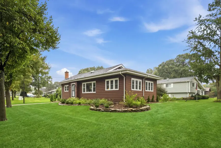 548 W Saint Charles Road, Lombard, IL 60148 - #2