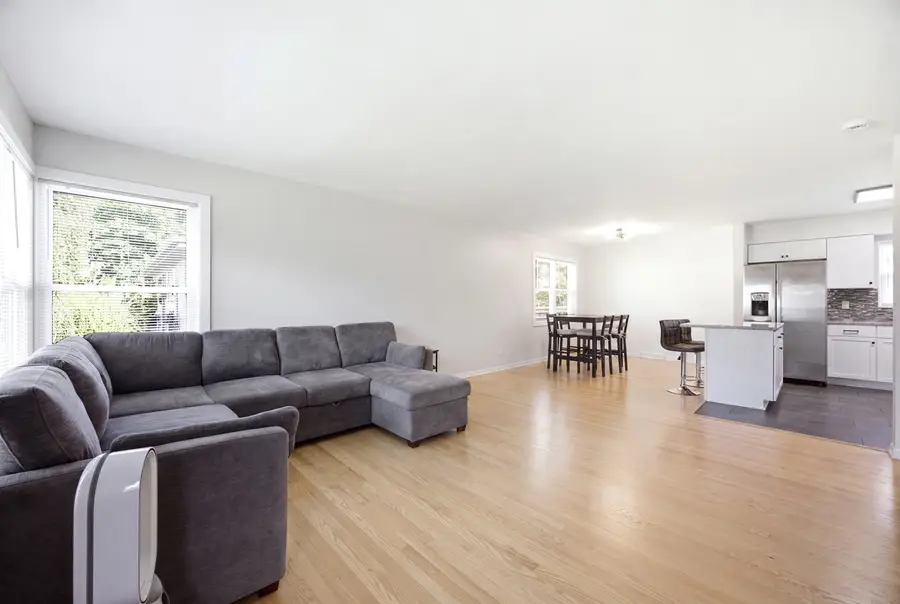 33 Cranbrook Drive, Des Plaines, IL 60016 - #3