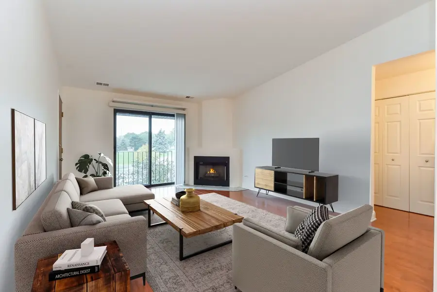 44 Harbor Court #304, Naperville, IL 60565 - #2