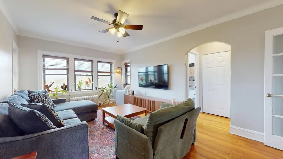 904 S Elmwood Avenue #3, Oak Park, IL 60304 - #3