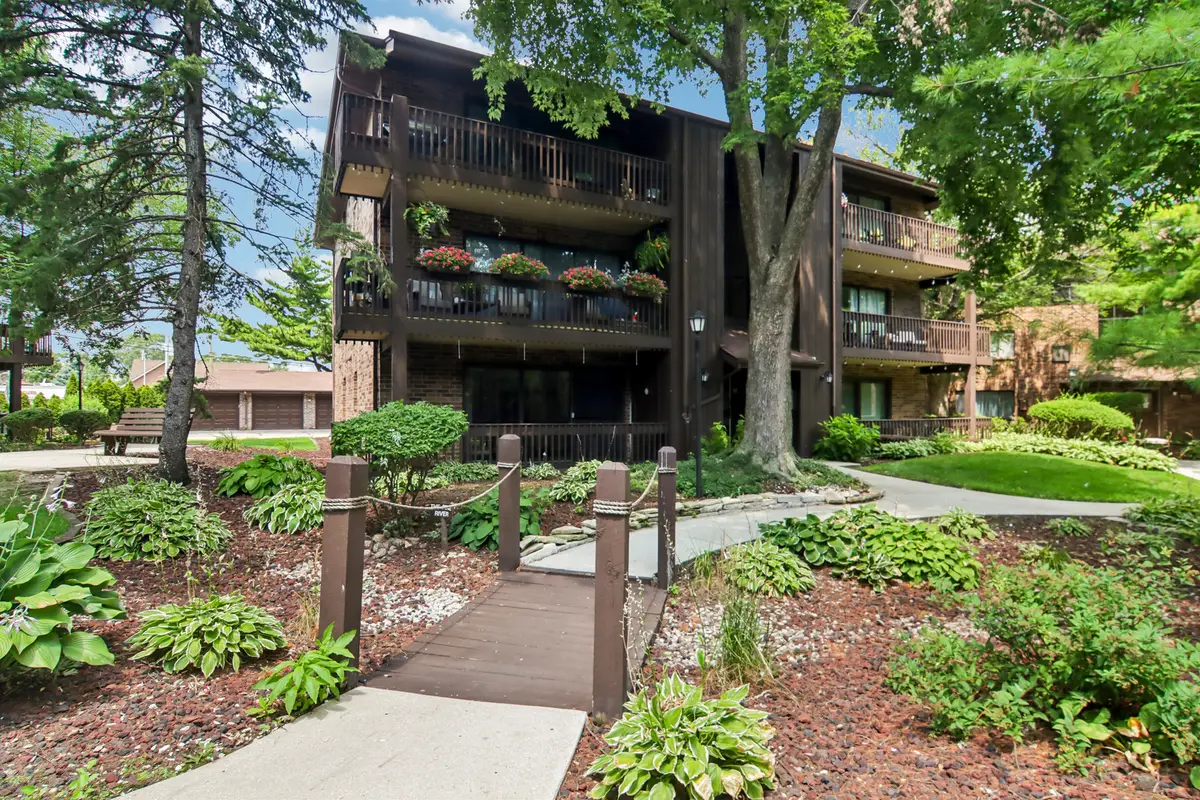 9555 Southwest Highway #1S, Oak Lawn, IL 60453 - #1