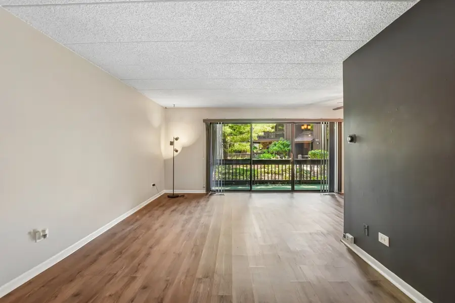 9555 Southwest Highway #1S, Oak Lawn, IL 60453 - #3
