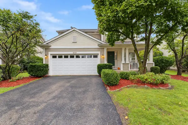 2131 Skylane Drive, Naperville, IL 60564