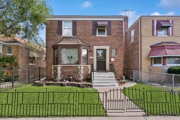 10609 S Indiana Avenue, Chicago, IL 60628