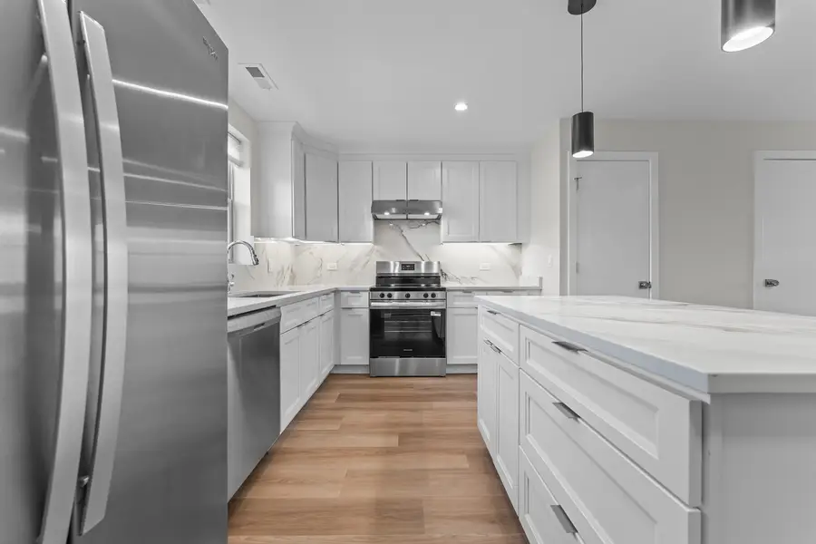 220 S Western Avenue #B, Chicago, IL 60612 - #3