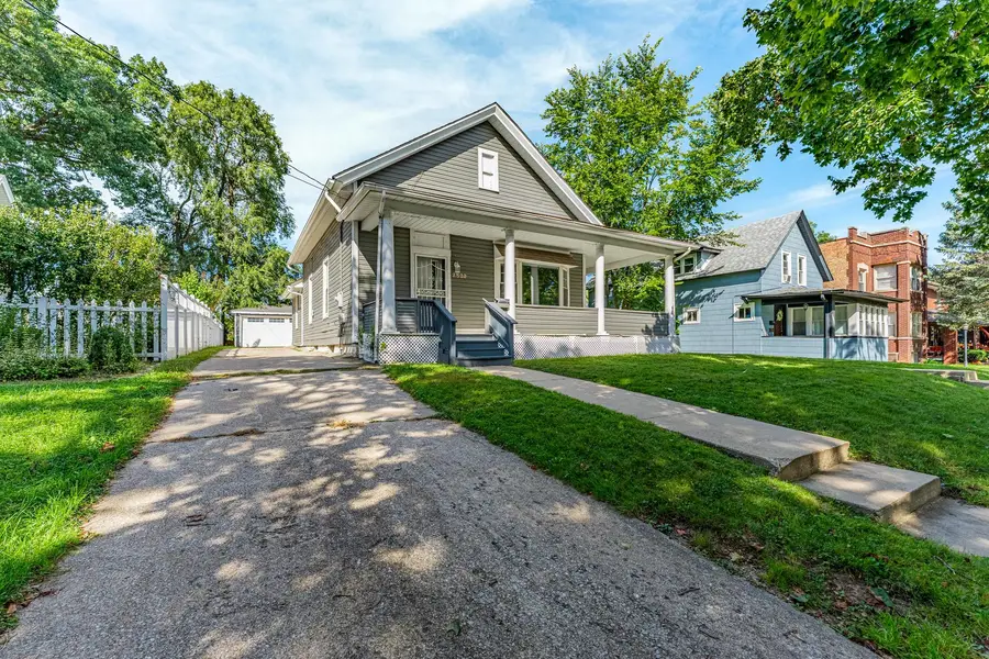 2520 Walnut Street, Blue Island, IL 60406 - #3
