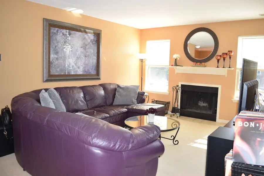 211 Glengarry Drive #205, Bloomingdale, IL 60108 - #3