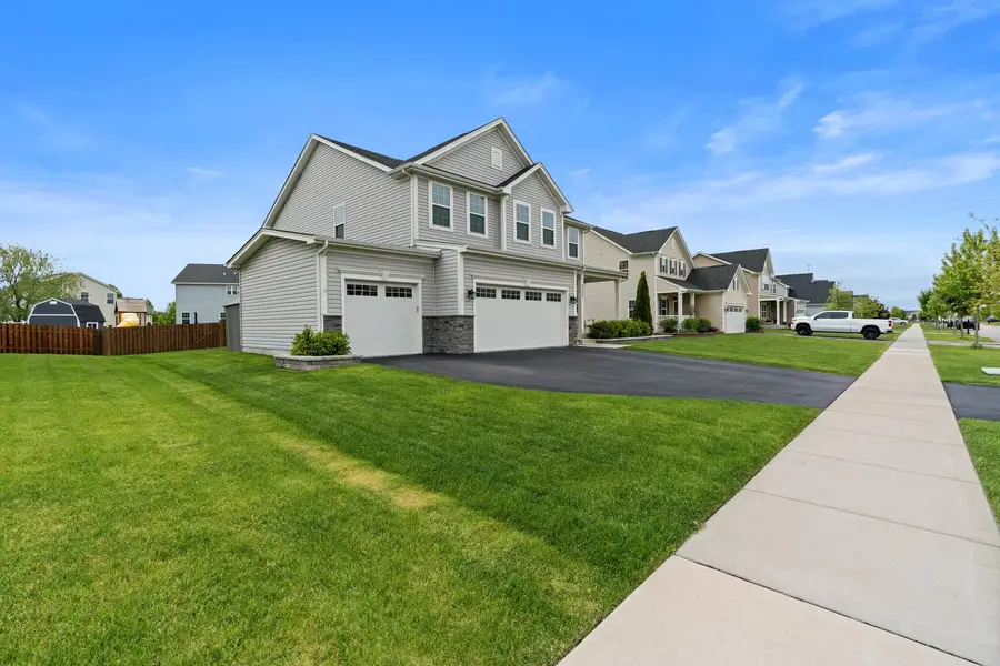 3335 Big Bend Drive, Montgomery, IL 60538 - #3