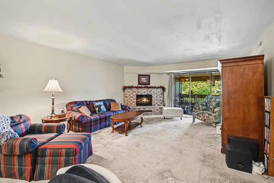 740 Saint Andrews Lane #13, Crystal Lake, IL 60014 - #3