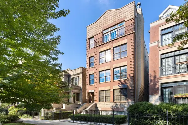 3634 N Fremont Street #4, Chicago, IL 60613