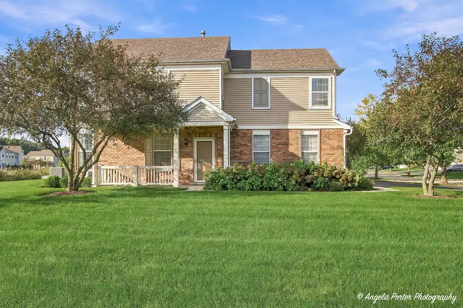 2301 Evergreen Circle, McHenry, IL 60050 - #2