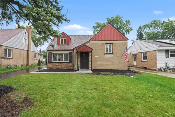 107 S Hi Lusi Avenue, Mount Prospect, IL 60056
