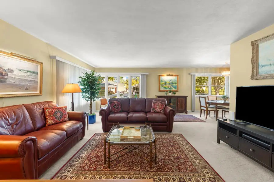 162 E Jackson Street, Elmhurst, IL 60126 - #2