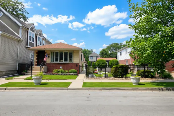 10756-10752 S Albany Avenue, Chicago, IL 60655