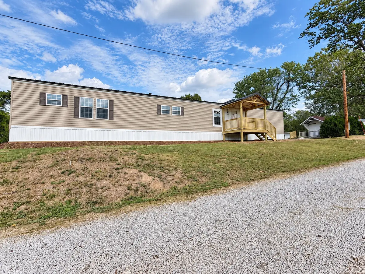 3432 Seed House Road, Iuka, IL 62849 - #1