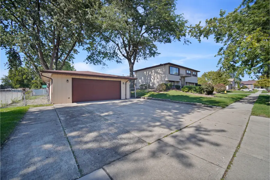 16010 Olcott Avenue, Tinley Park, IL 60477 - #2