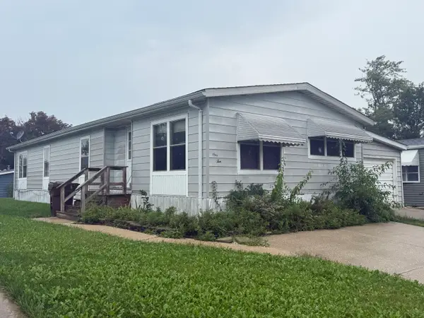 110 Huntsbridge Road #110, Matteson, IL 60443