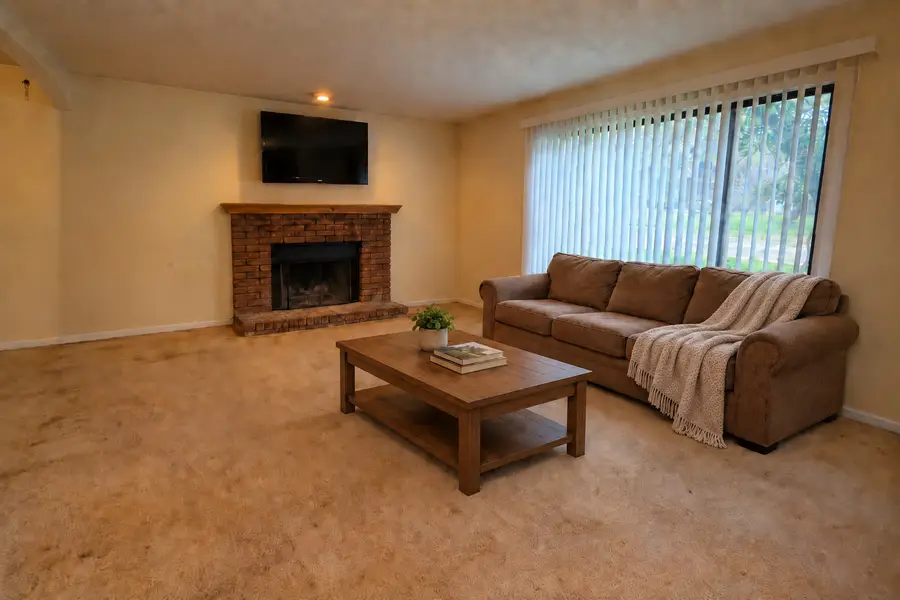 993 Kane Street #993, South Elgin, IL 60177 - #3