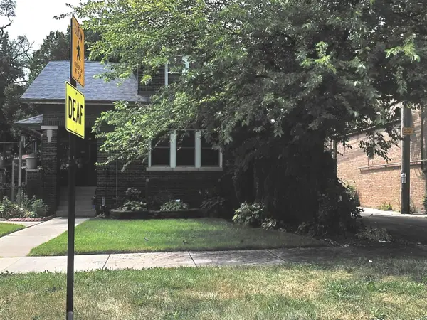 9514 S Leavitt Street, Chicago, IL 60643