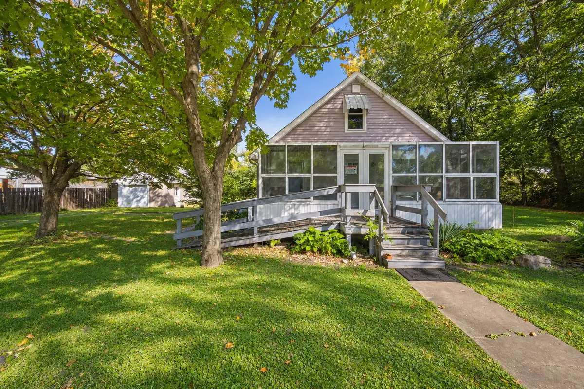 2006 Elm Lane, Ottawa, IL 61350 - #1