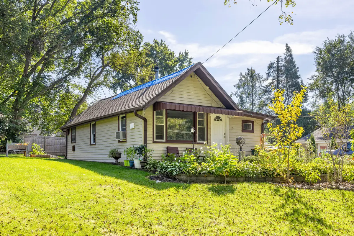 37 S Hickory Avenue, Fox Lake, IL 60020 - #1