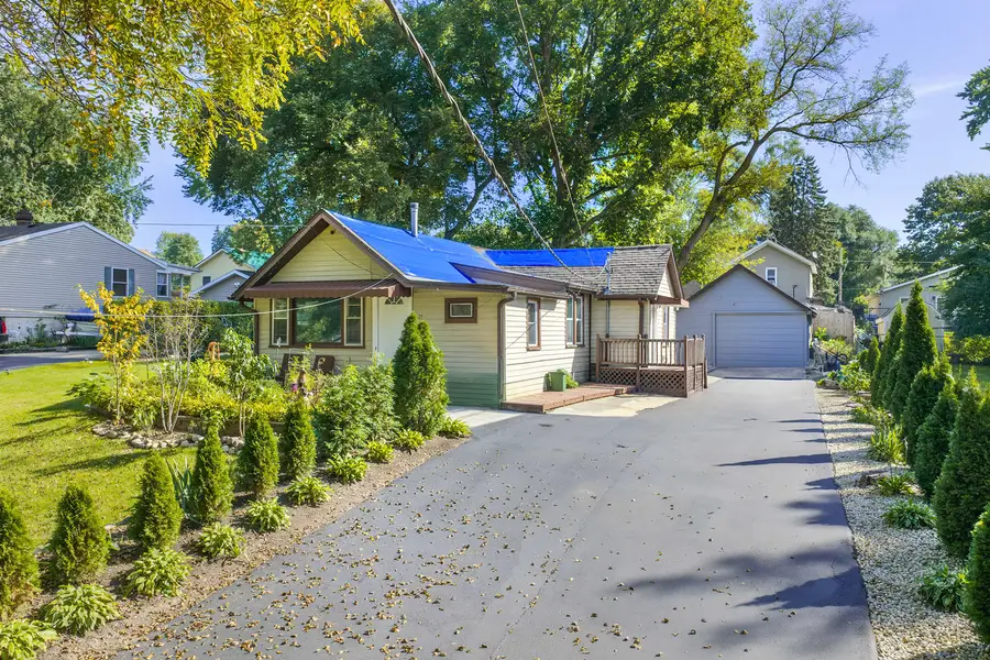 37 S Hickory Avenue, Fox Lake, IL 60020 - #2
