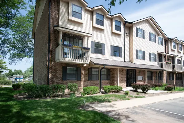 1486 W Jefferson Avenue #D, Naperville, IL 60540
