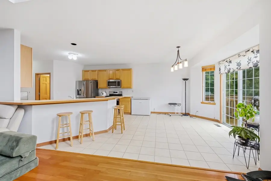 11610 Lake Shore Drive, Orland Park, IL 60467 - #3