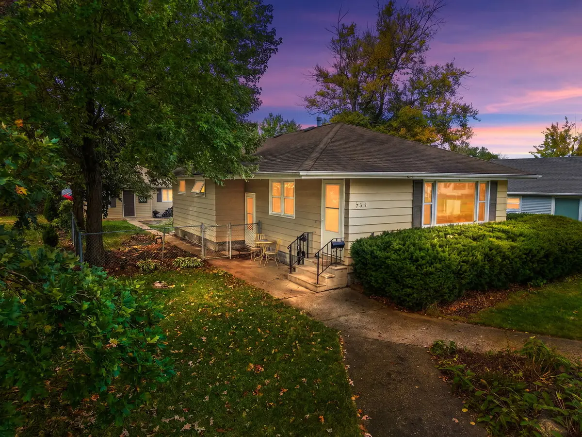 735 Ellwood Avenue, Dekalb, IL 60115 - #1