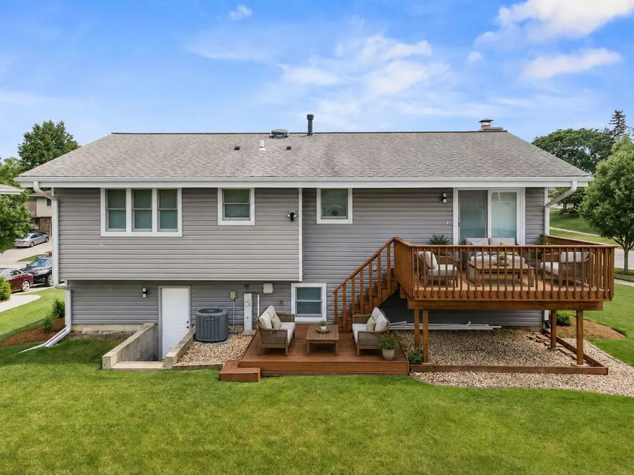 163 Bourne Lane, Bloomingdale, IL 60108 - #3
