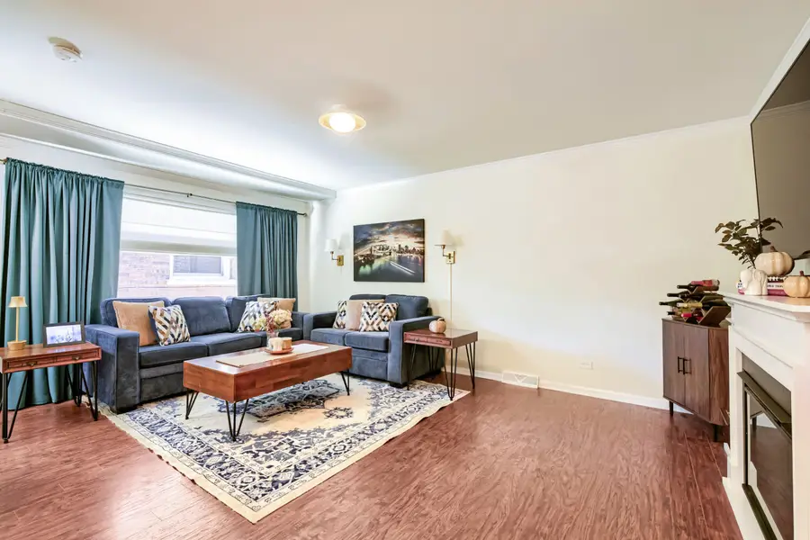 1410 W Sherwin Avenue #B, Chicago, IL 60626 - #3