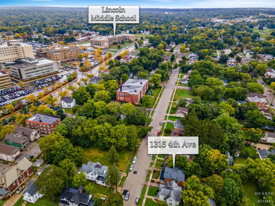 1315 4th Avenue, Rockford, IL 61104 - #3