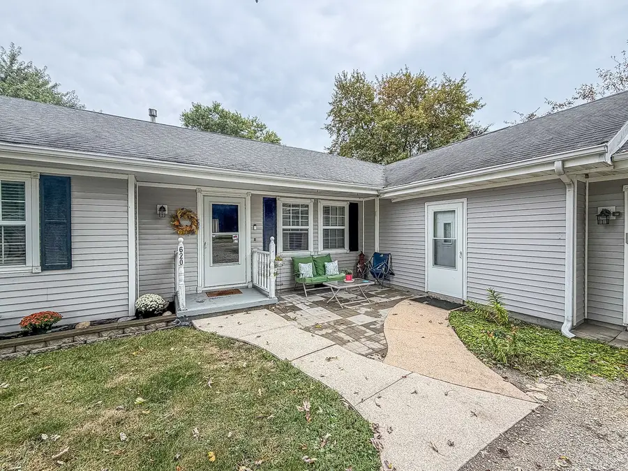 620 Walnut Street, Humboldt, IL 61931 - #3