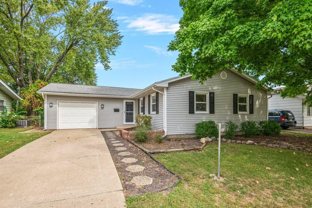 2117 Keokuk Road, Springfield, IL 62702 - #1